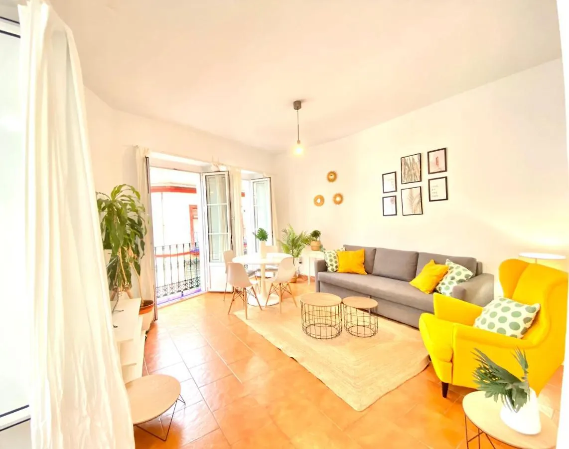 סביליה Comfortable Studio Old Town, Parking Optional 0*,  ספרד
