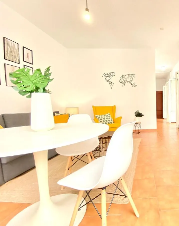 סביליה Comfortable Studio Old Town, Parking Optional 0*,