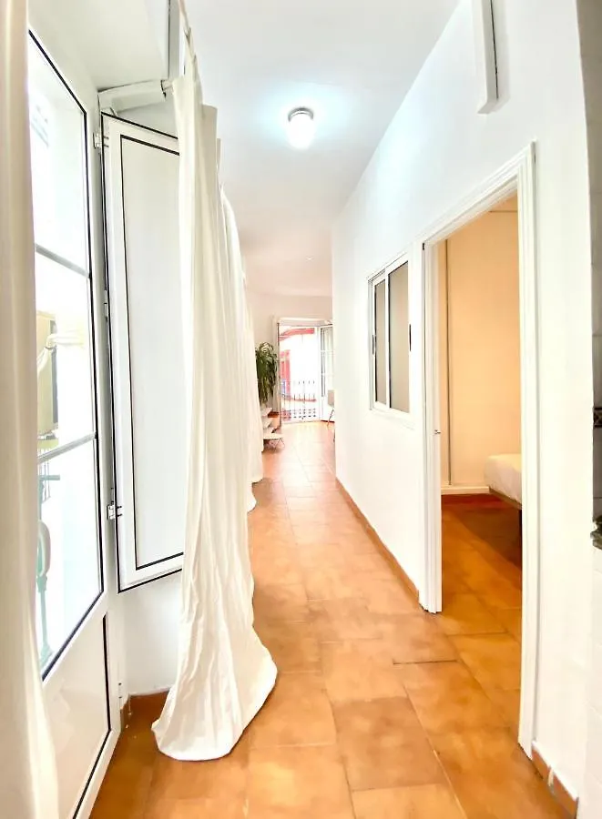 סביליה Comfortable Studio Old Town, Parking Optional