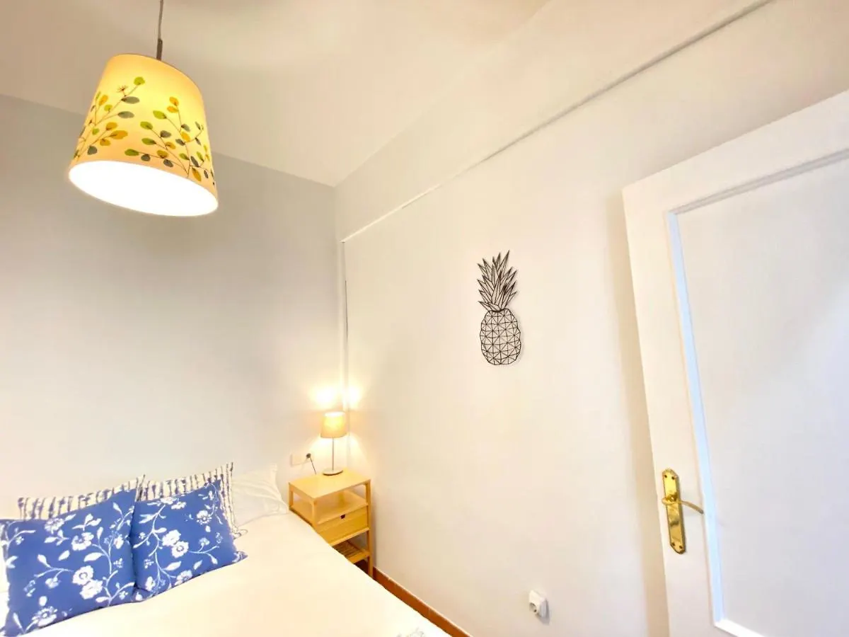 סביליה Comfortable Studio Old Town, Parking Optional