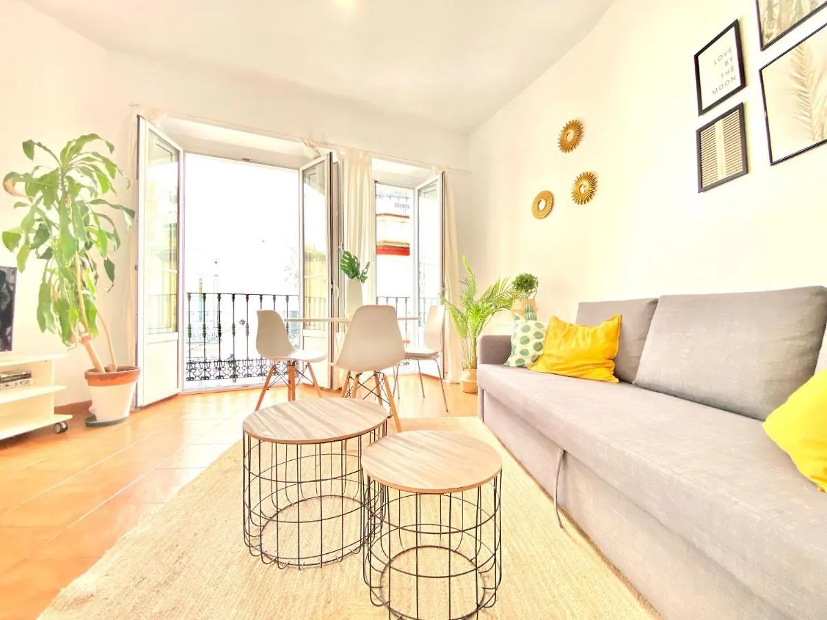 סביליה Comfortable Studio Old Town, Parking Optional